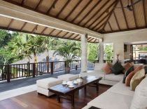 Villa Iskandar, Outdoor living area with views